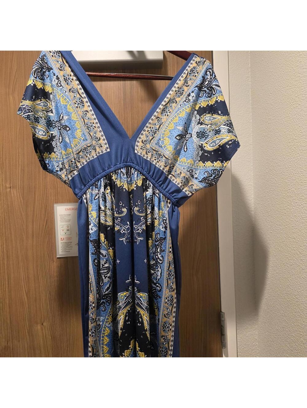 Bailey Girl Blue Patterned V-Neck Dress with Elastic Waist, Size Large